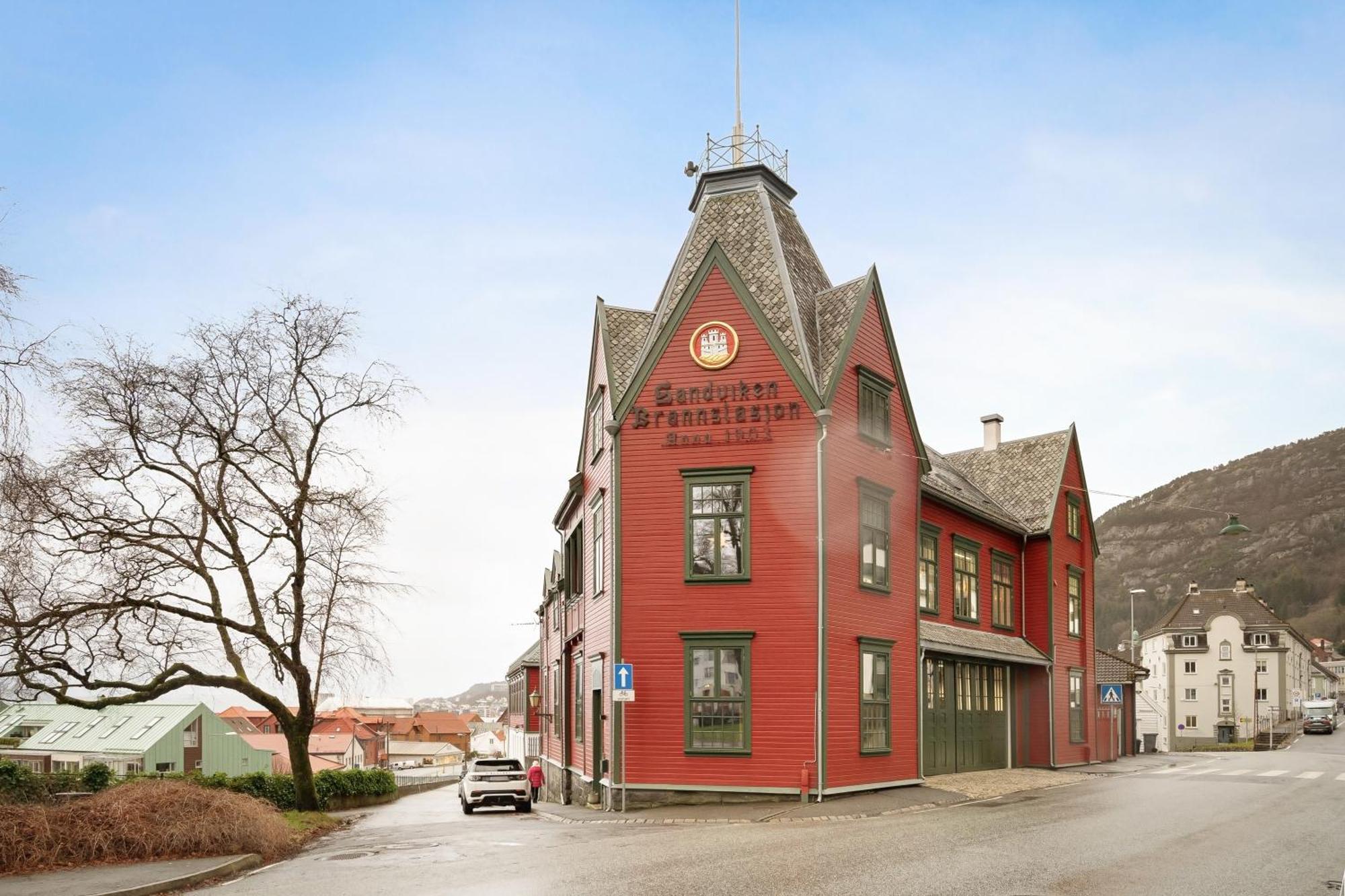 Stilfull Sentrumsnaer Appartement