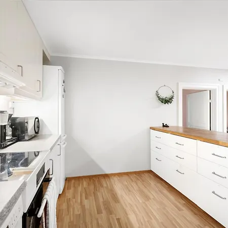 Stilfull Sentrumsnaer Leilighet Bergen Exterior photo